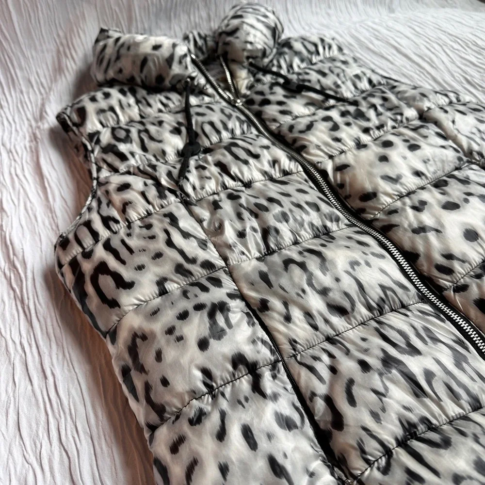 Calvin‎ Klein Leopard Print Puffer Vest Sleeveless Zip Front Womens Large